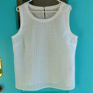 Liz Claiborne Women's Sleeveless Top - XL